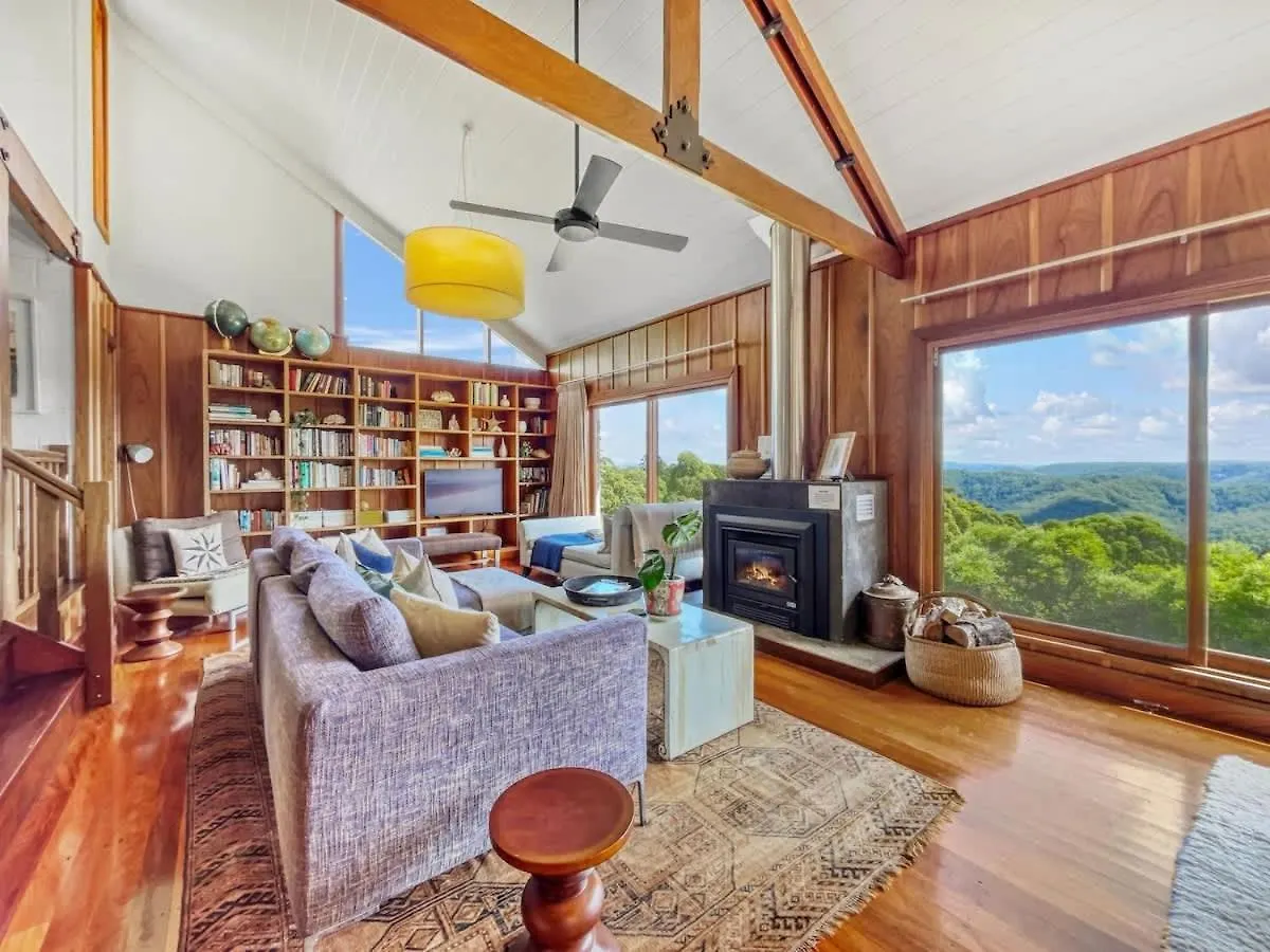 Luxurious Mountain Retreat Near Maleny 0*, Booroobin Australia