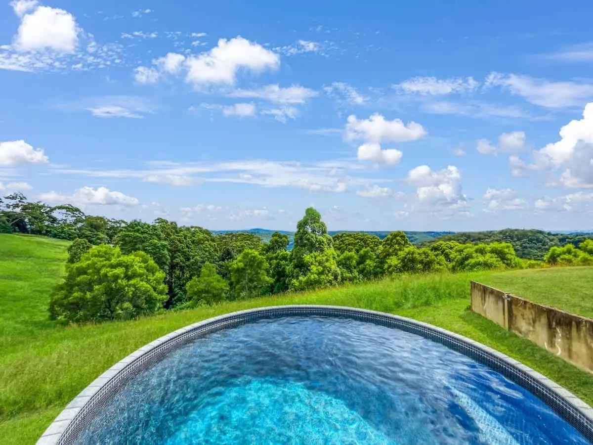 Holiday home Luxurious Mountain Retreat Near Maleny Australia